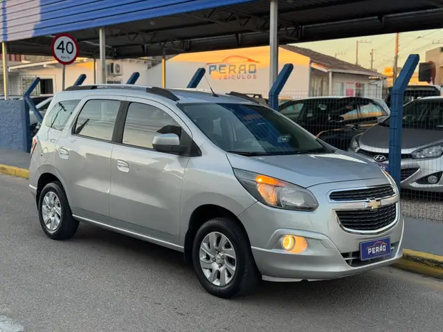 Carro Chevrolet Spin 2015 LTZ 7S 1.8 (Flex) (Aut)