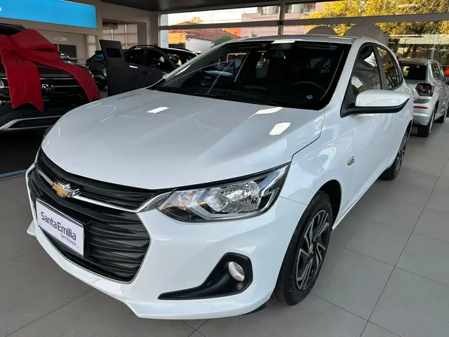 Carro Chevrolet Onix 2024 LT 1.0