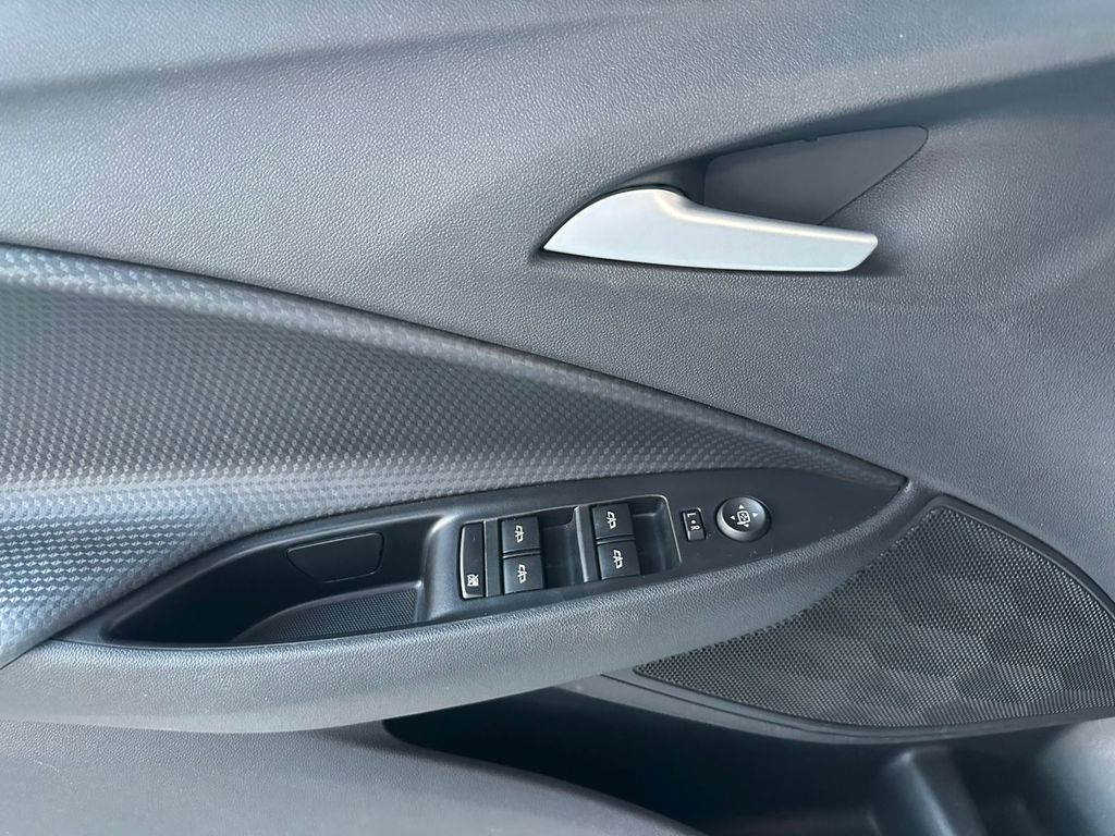 Onix LT 1.0 Turbo