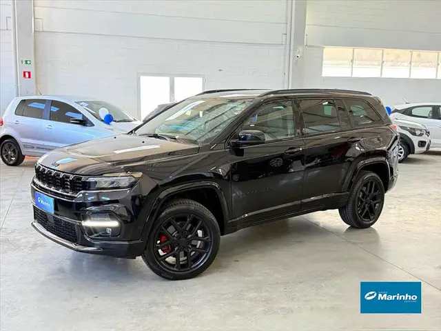 Carro Jeep Commander 2025 Blackhawk 2.0 Hurricane