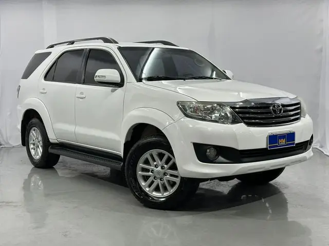 Carro Toyota Hilux Cabine Dupla 2015 Hilux 2.7 4x4 CD STD (Flex)