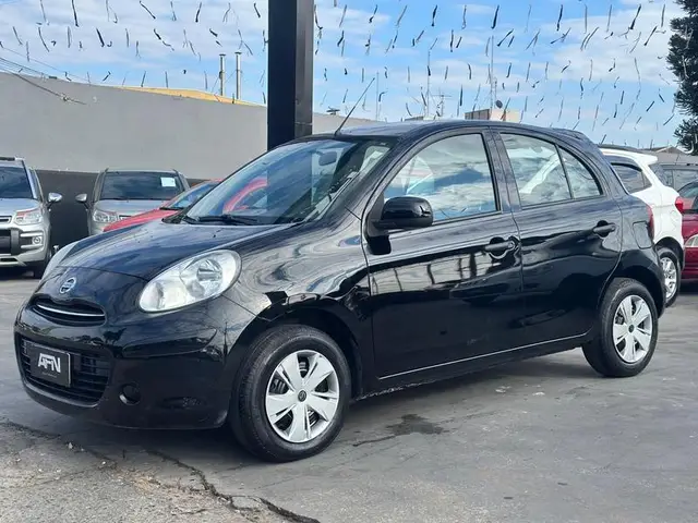 Carro Nissan March 2013 1.6 16V S (Flex)