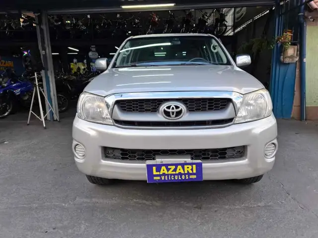 Carro Toyota Hilux Cabine Dupla 2011 Hilux STD 4x4 2.5 (cab. dupla)