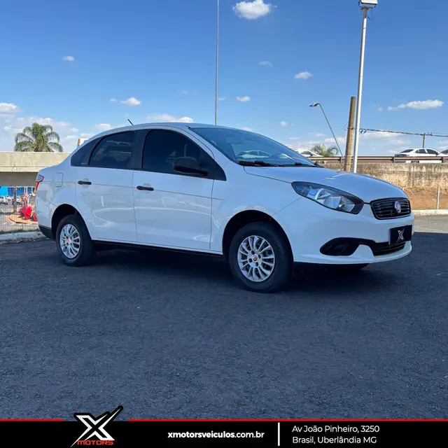 Carro Fiat Grand Siena 2021 Evo Attractive 1.4 8V (Flex)