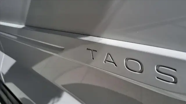 Carro Volkswagen Taos 2024 Highline 1.4 TSI