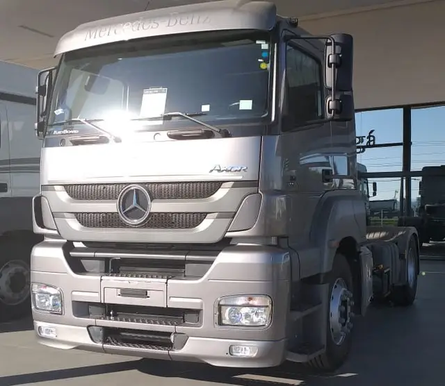 Carro Mercedes-Benz Axor 2021 2041 S/36
