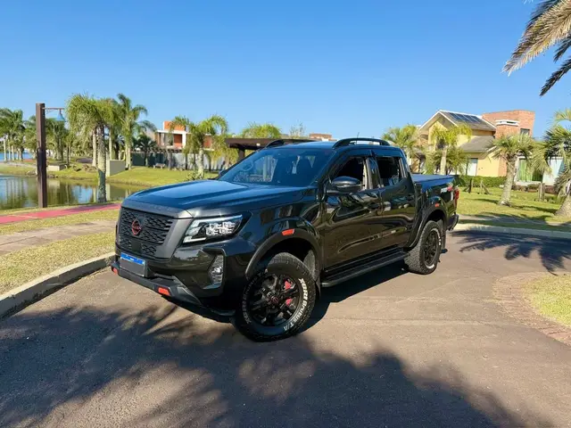 Carro Nissan Frontier 2024 Pro-4X 2.3 Turbo 4x4