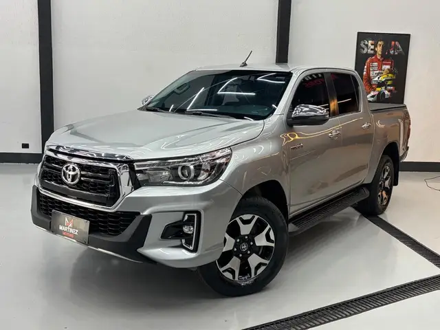 Carro Toyota Hilux Cabine Dupla 2018 Hilux 2.8 TDI SRX CD 4x4 (Aut)