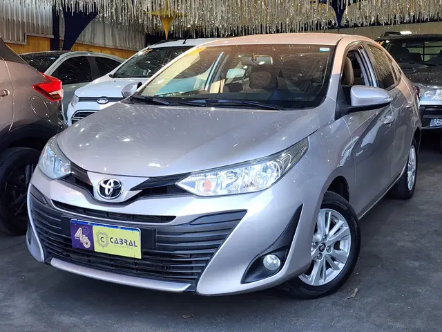Carro Toyota Yaris Sedan 2019 1.5 XL CVT (Flex)