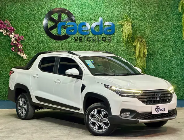 Carro Fiat Strada 2022 Volcano 1.3 CD (Flex)