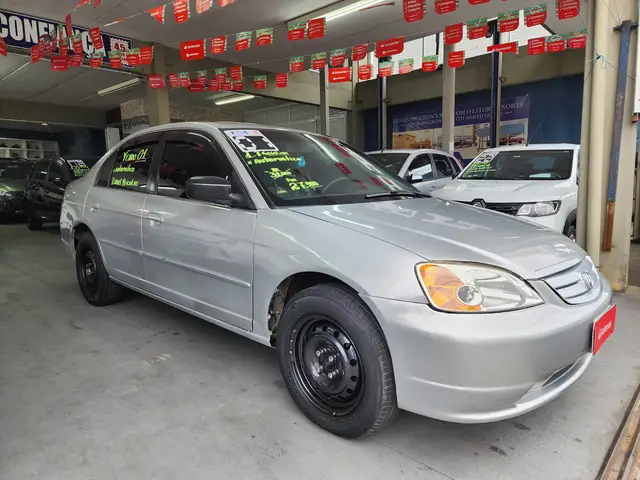 Carro Honda Civic 2001 Sedan LX 1.7 16V