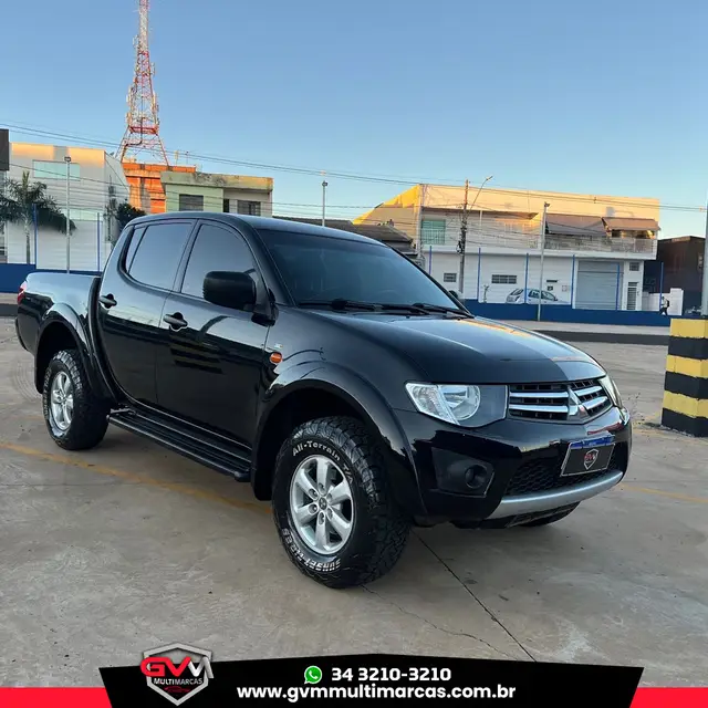 Carro Mitsubishi L200 2015 Triton HPE 3.2 CD TB Int.Diesel Aut