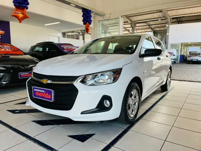 Carro Chevrolet Onix 2024 1.0