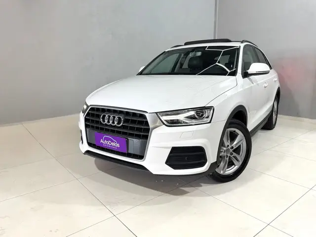 Carro Audi Q3 2017 1.4 TFSI Ambiente S Tronic