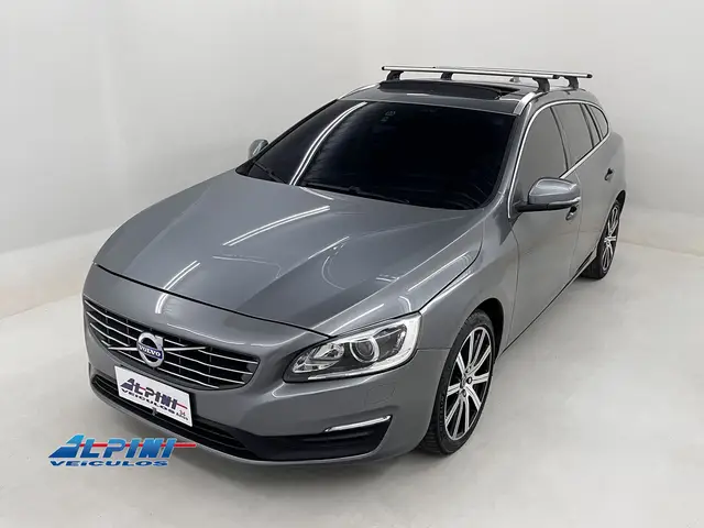 Carro Volvo V60 2016 2.0 T5 Drive-E Momentum