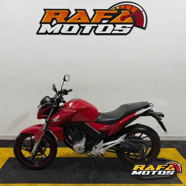Moto Honda CB 250F Twister 2016 Standard