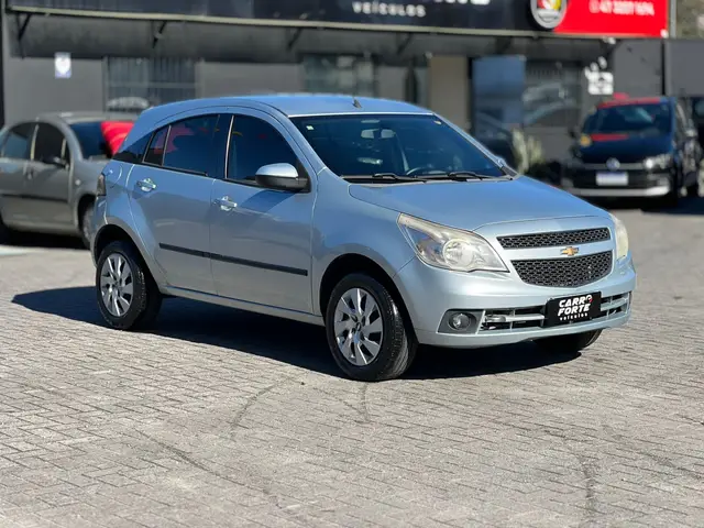Carro Chevrolet Agile 2011 LT 1.4 8V (Flex)