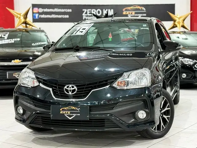 Carro Toyota Etios 2018 Platinum 1.5 (Aut) (Flex)