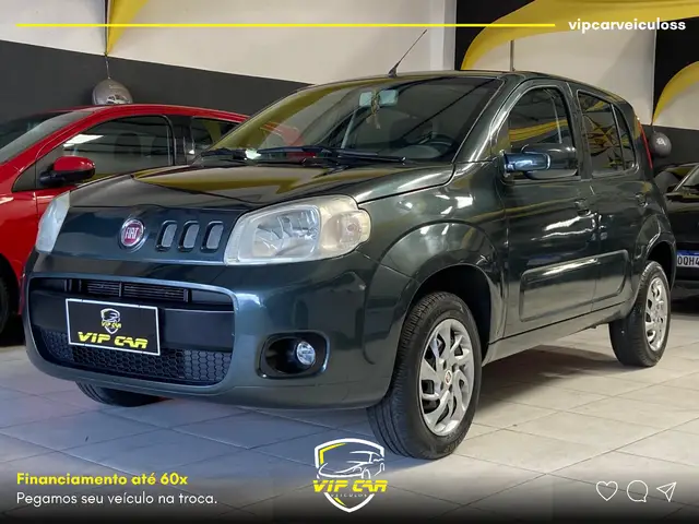 Carro Fiat Uno 2014 Vivace Celeb. 1.0 8V (Flex) 4p