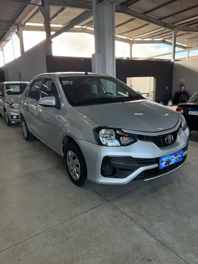 Carro Toyota Etios Sedan 2019 X 1.5 (Flex)
