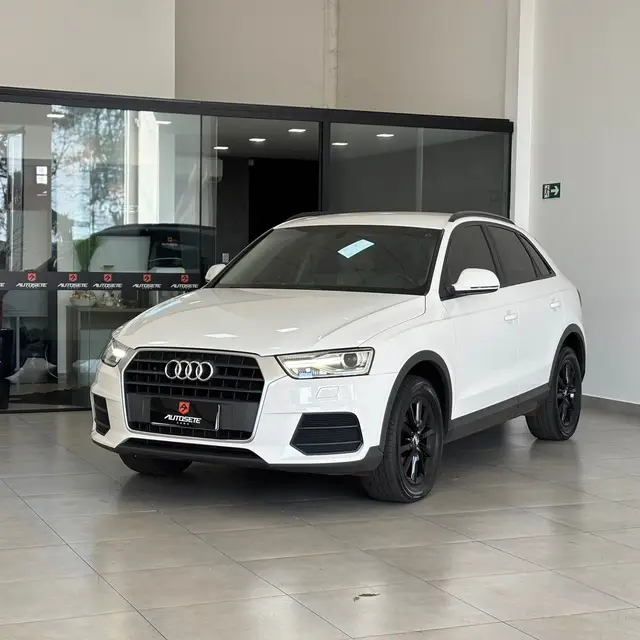 Carro Audi Q3 2017 1.4 TFSI Ambiente S Tronic (Flex)
