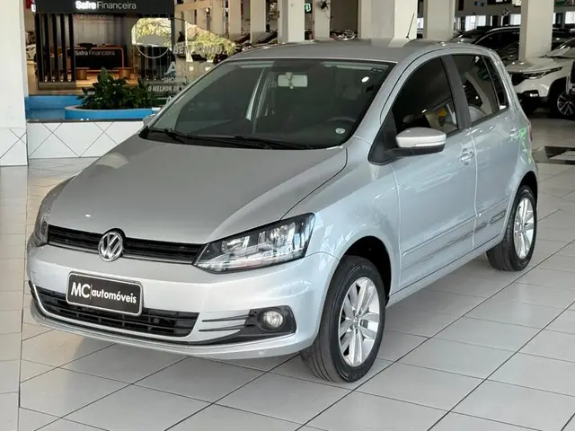 Carro Volkswagen Fox 2018 1.6 MSI Connect (Flex)