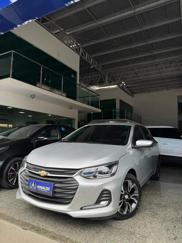 Carro Chevrolet Onix 2023 Premier 1.0 Turbo (Aut.)