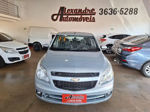 Carro Chevrolet Agile 2011 LTZ 1.4 8V (Flex)