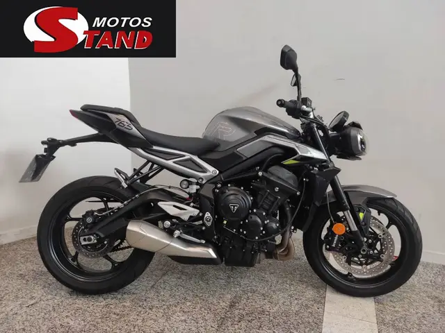 Moto Triumph Street Triple 765 2024 R