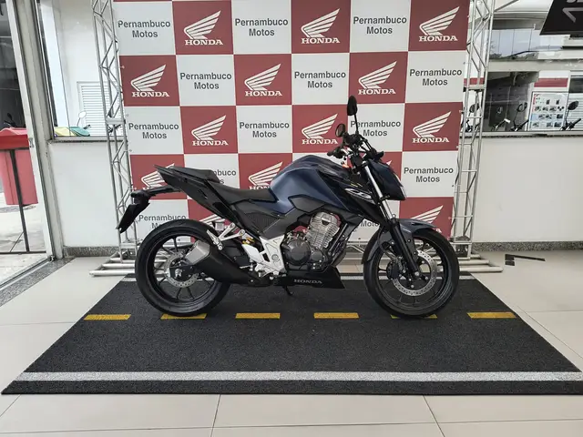 Moto Honda CB 300F Twister 2025 (ABS)