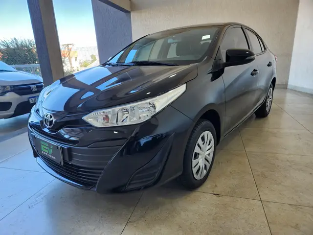 Carro Toyota Yaris 2020 1.5 XL Plus Connect CVT (Flex)