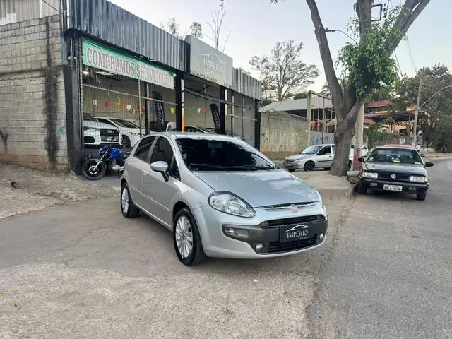 Carro Fiat Punto 2017 Essence 1.6 16V (Flex)