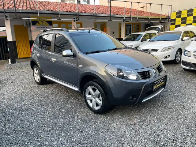 Carro Renault Sandero Stepway 2011 1.6 16V (Flex)