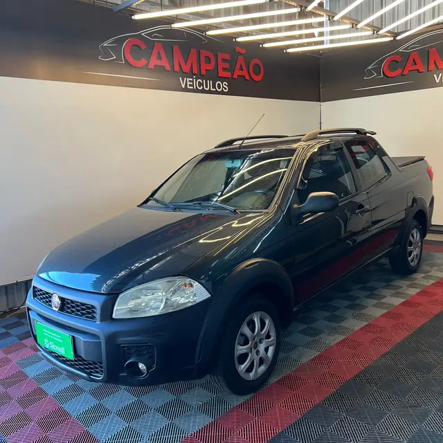 Carro Fiat Strada 2015 Working 1.4 (Flex) (Cabine Dupla)