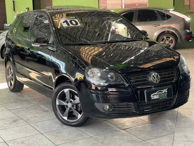 Carro Volkswagen Polo Sedan 2010 Comfortline 1.6 8V (Flex)