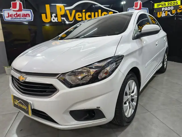 Carro Chevrolet Onix 2018 1.4 LT SPE/4