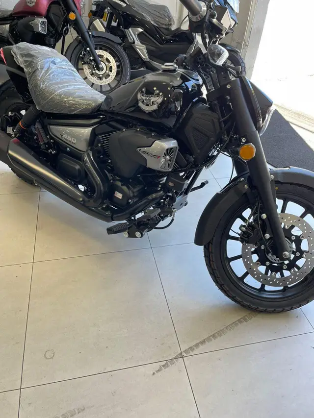 Moto Shineray Titanium 250 2025 EFI