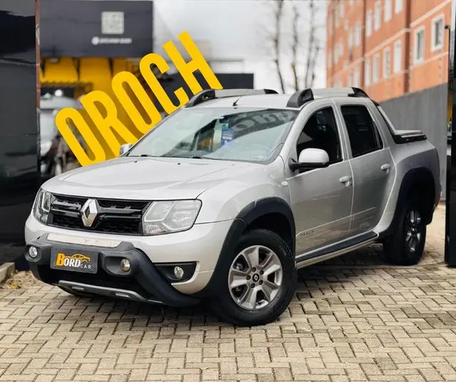 Carro Renault Duster Oroch 2022 2.0 16V Dynamique (Flex)