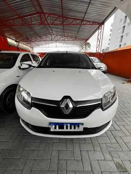 Carro Renault Logan 2017 Authentique 1.0 12V SCe (Flex)