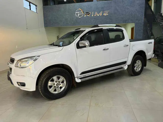 Carro Chevrolet S10 Cabine Dupla 2013 S10 LT 2.8 diesel (Cab Dupla) 4x2