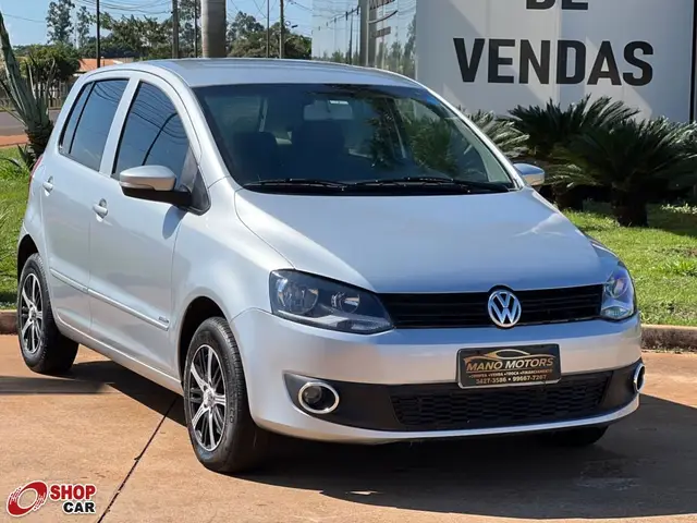 Carro Volkswagen Fox 2011 1.0 8V (Flex) 4p