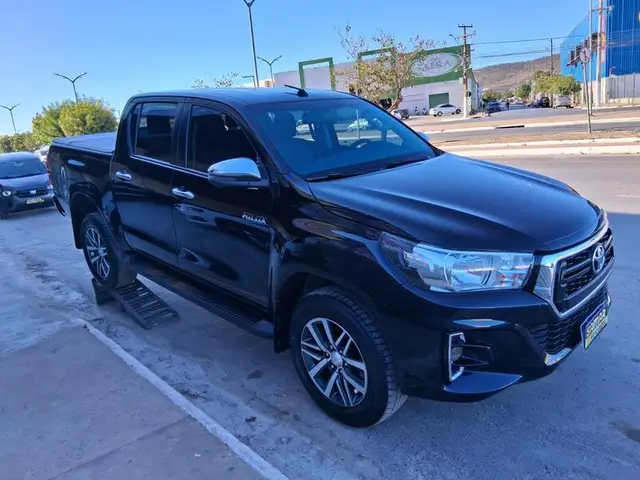 Carro Toyota Hilux Cabine Dupla 2020 Hilux 2.8 TDI SRV CD 4x4 (Aut)