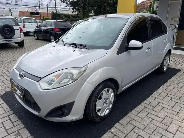 Carro Ford Fiesta Sedan 2011 1.6 (Flex)