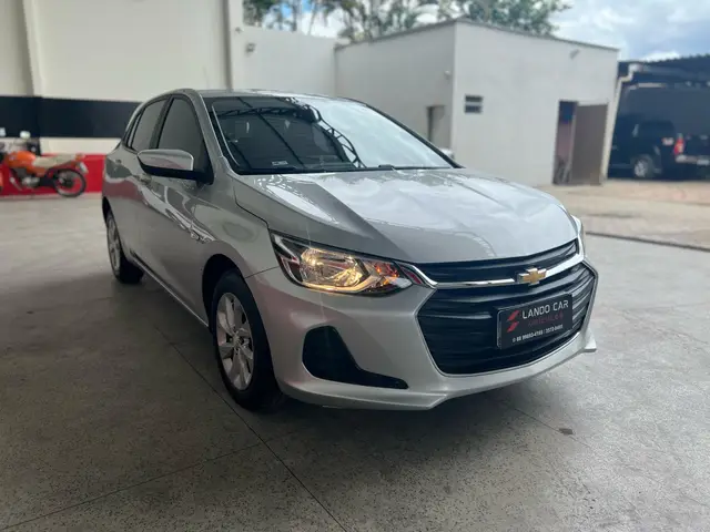 Carro Chevrolet Onix 2022 LT 1.0 (Flex)