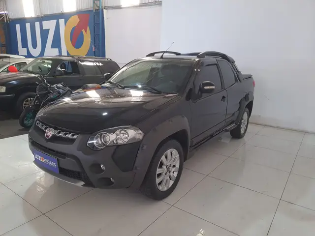 Carro Fiat Strada 2016 Adv.1.8 16V Dualogic Flex CD