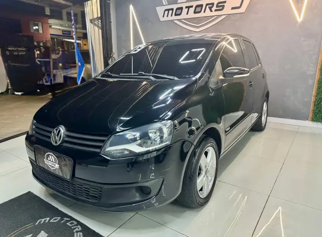 Carro Volkswagen Fox 2013 1.0 VHT (Flex) 4p