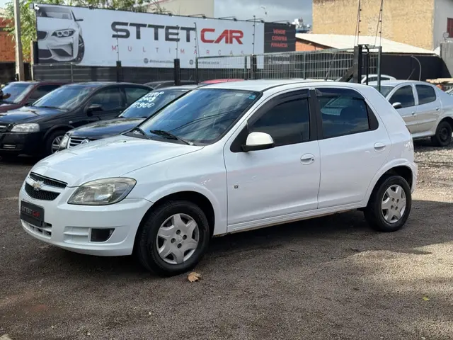 Carro Chevrolet Celta 2014 LT 1.0 (Flex)