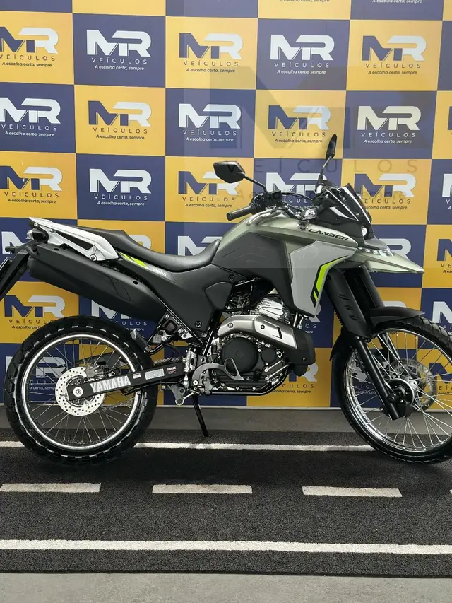 Moto Yamaha XTZ 250 Lander 2025 Connected