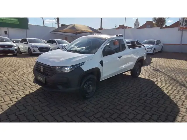 Carro Fiat Strada 2023 Endurance 1.4 Cabine Plus (Flex)