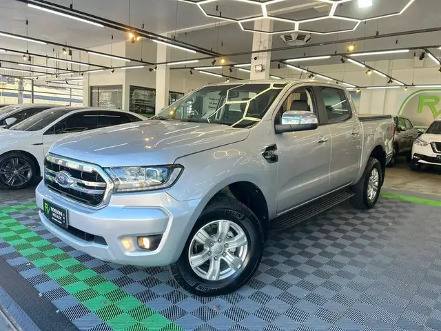 Carro Ford Ranger Cabine Dupla 2023 XLT 3.2 Turbodiesel 20V 4x4 (Aut)